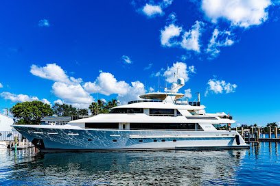 Chi Yacht Refinishing