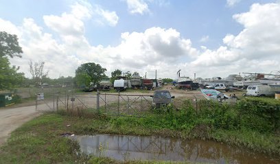 Ernesto’s Boat Works