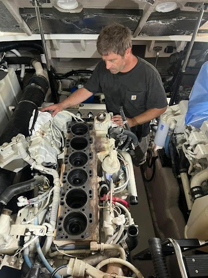 Charlie’s Marine Maintenance