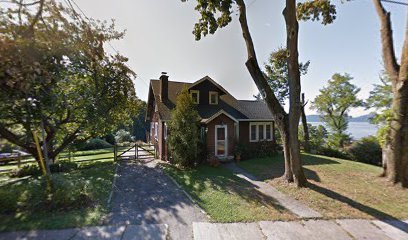 Zoller.s Marine Center